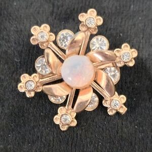 Vintage elegant goldtone brooch with Crystals and Faux Opal